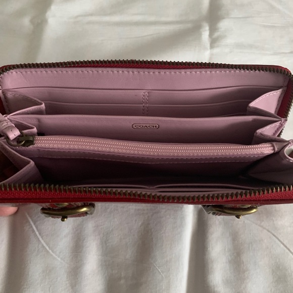 Wallet - Picture 3 of 7